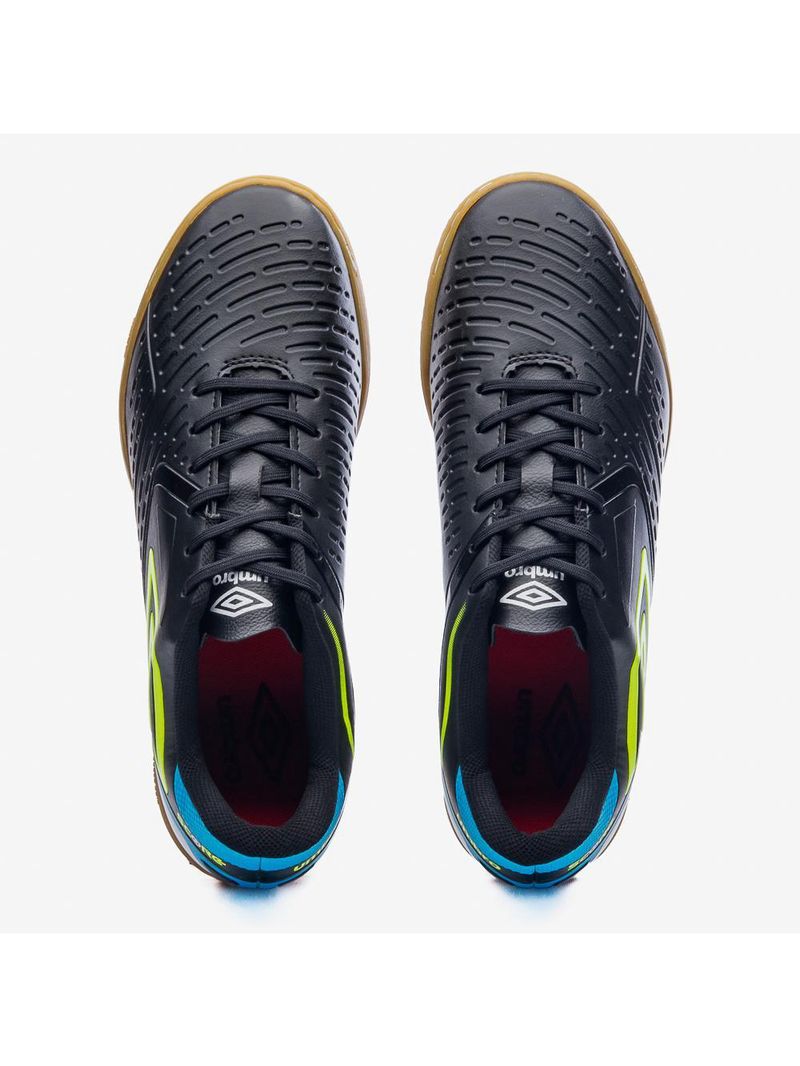 Chuteira futsal umbro score