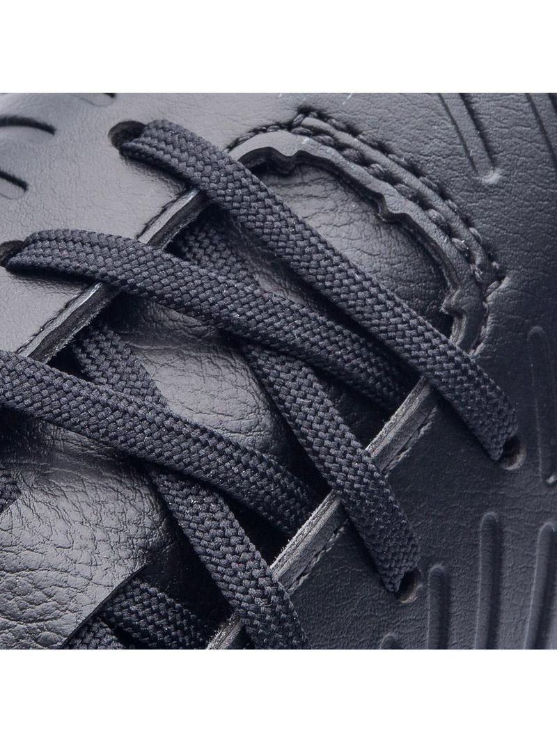 Chuteira futsal umbro score