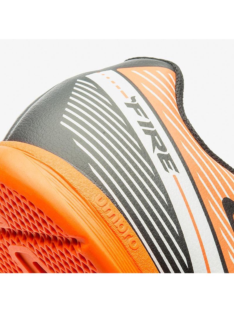 Chuteira futsal umbro fire