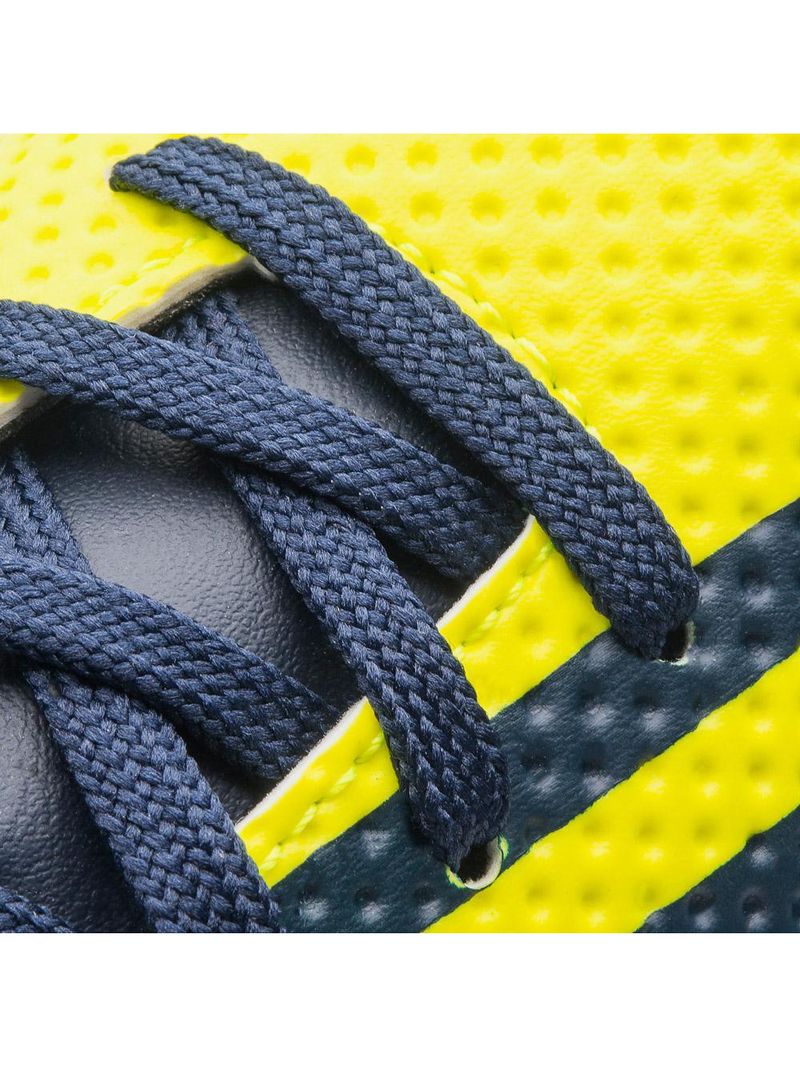 Chuteira futsal umbro force
