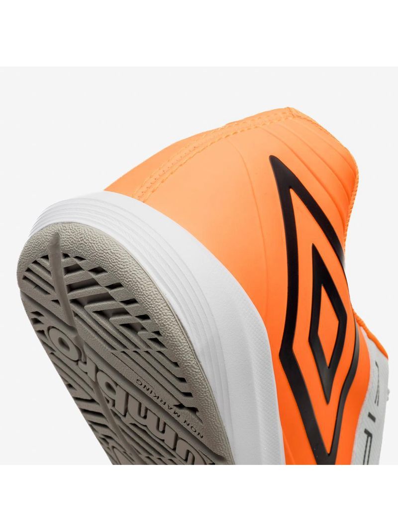 Chuteira futsal umbro fifty vi