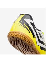 Chuteira futsal umbro action