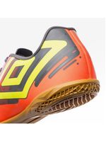 Chuteira futsal umbro action