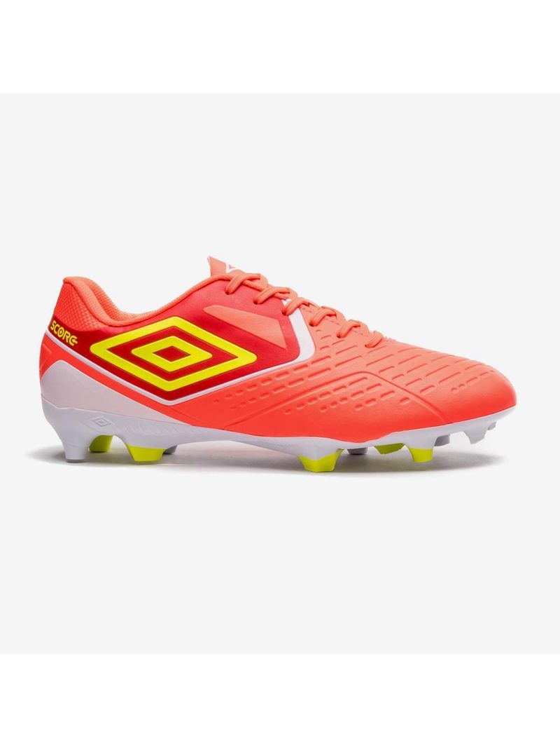 Chuteira campo umbro score