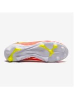 Chuteira campo umbro score