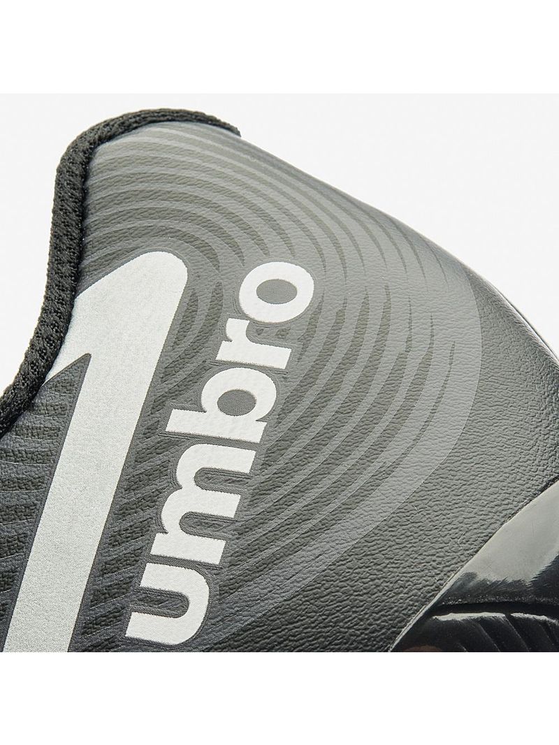 Chuteira campo umbro orbit