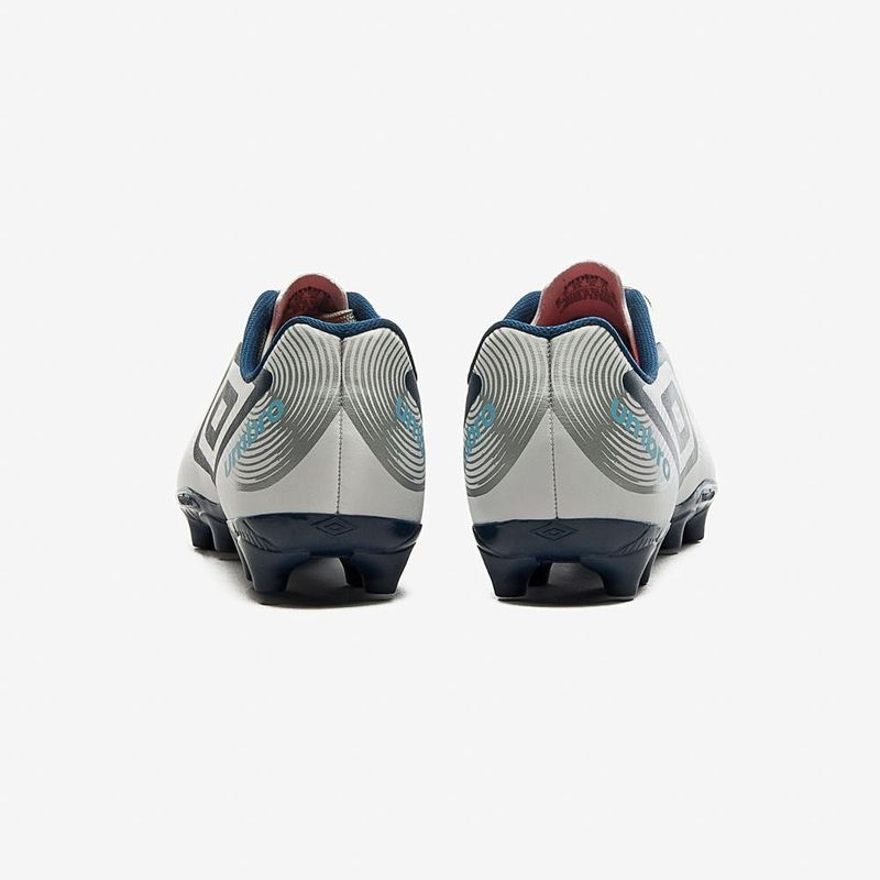 Chuteira campo umbro orbit