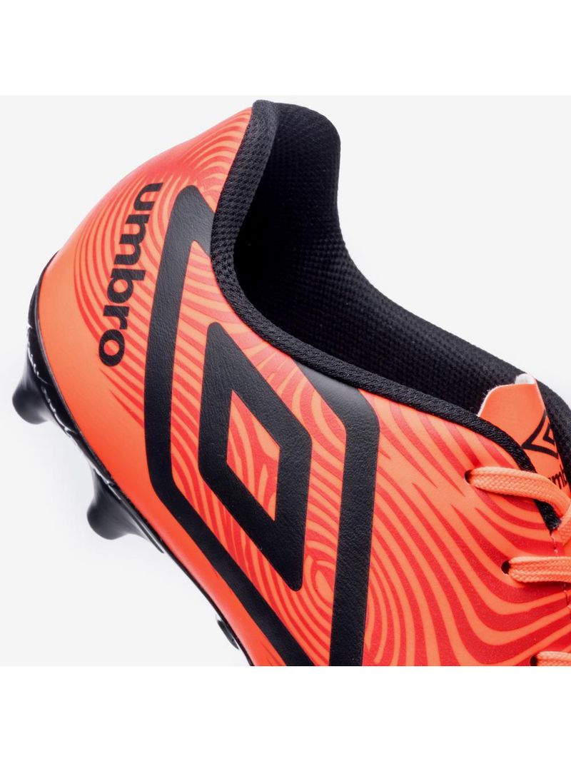 Chuteira campo umbro orbit