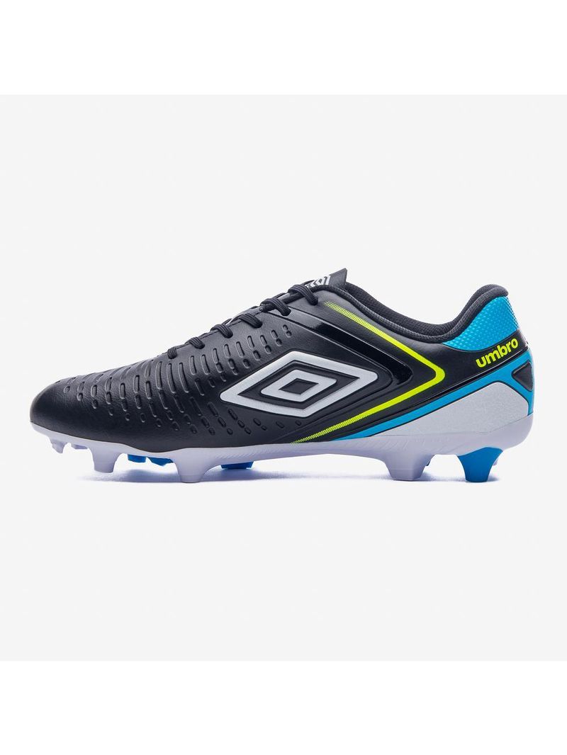 Chuteira campo umbro score