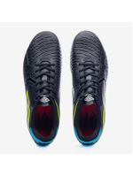 Chuteira campo umbro score