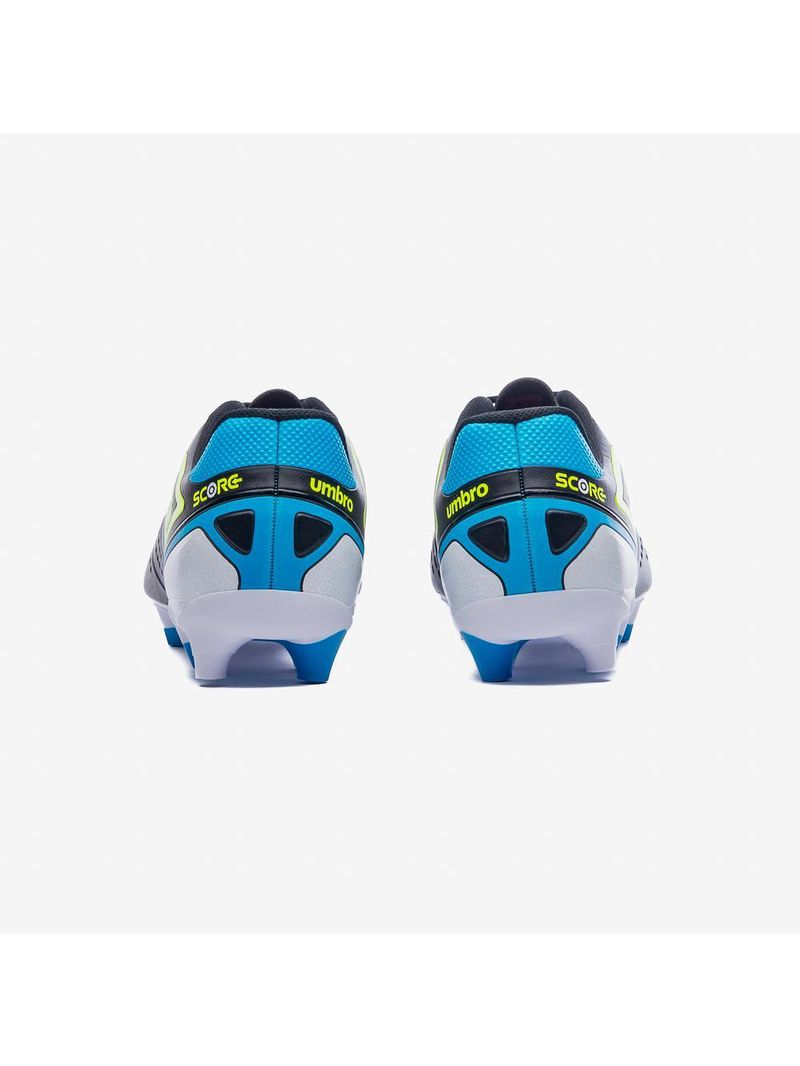 Chuteira campo umbro score