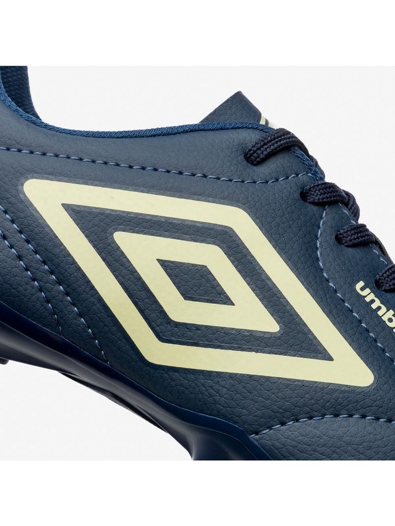 Chuteira campo umbro class footballer