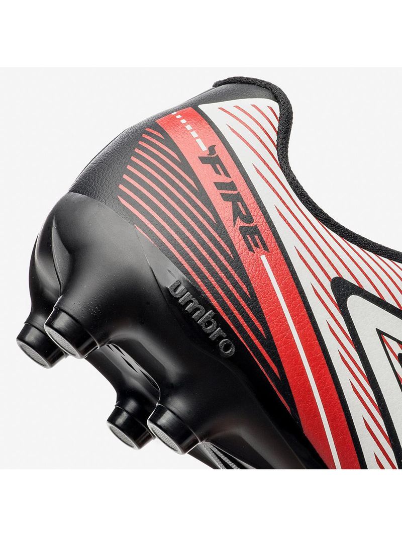 Chuteira campo umbro fire