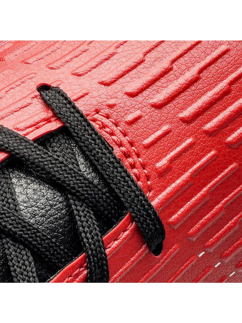 Chuteira campo umbro fire
