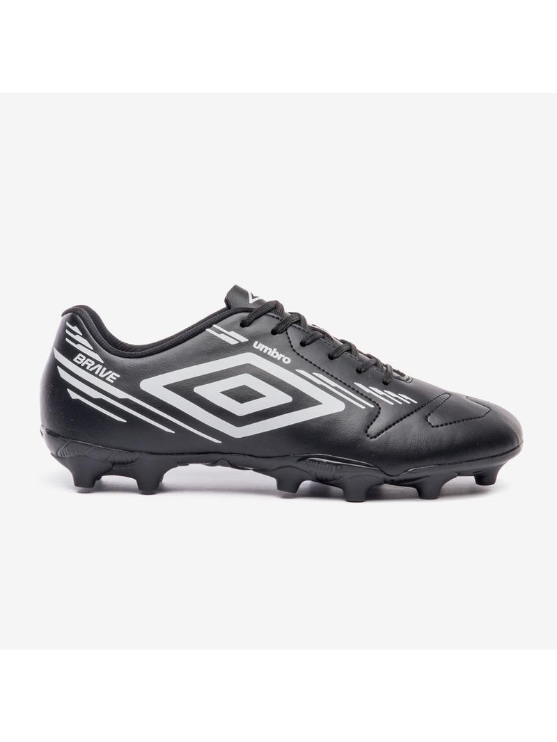Chuteira campo umbro brave