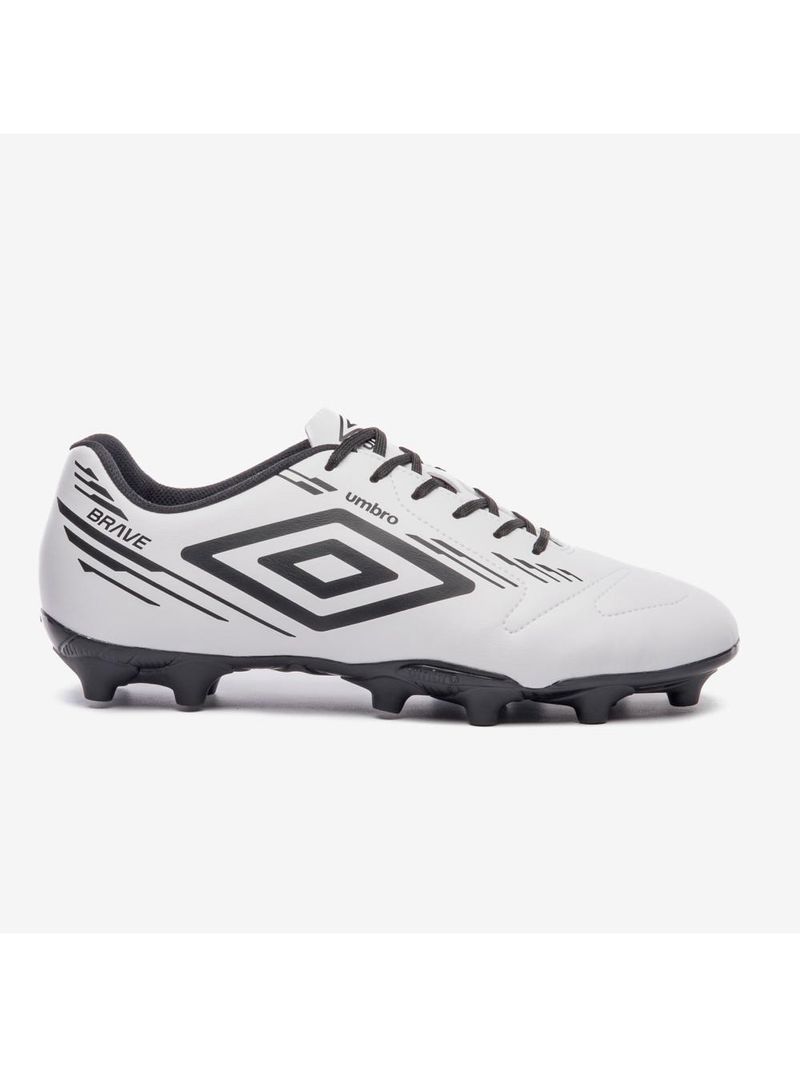 Chuteira campo umbro brave