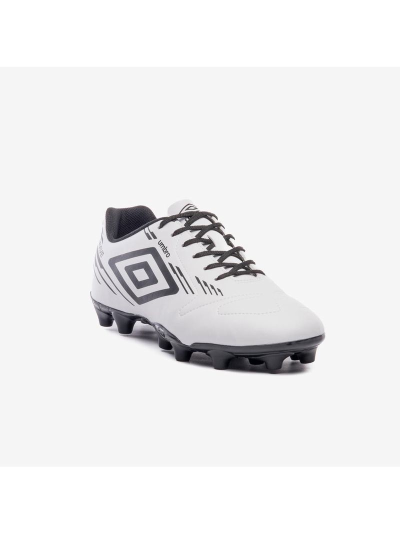 Chuteira campo umbro brave