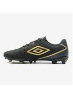 Chuteira campo umbro attak eternal