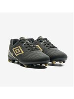 Chuteira campo umbro attak eternal