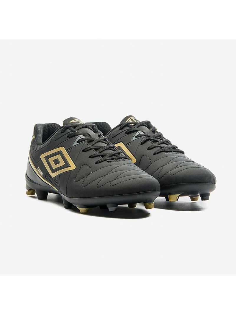 Chuteira campo umbro attak eternal