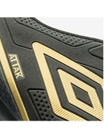 Chuteira campo umbro attak eternal