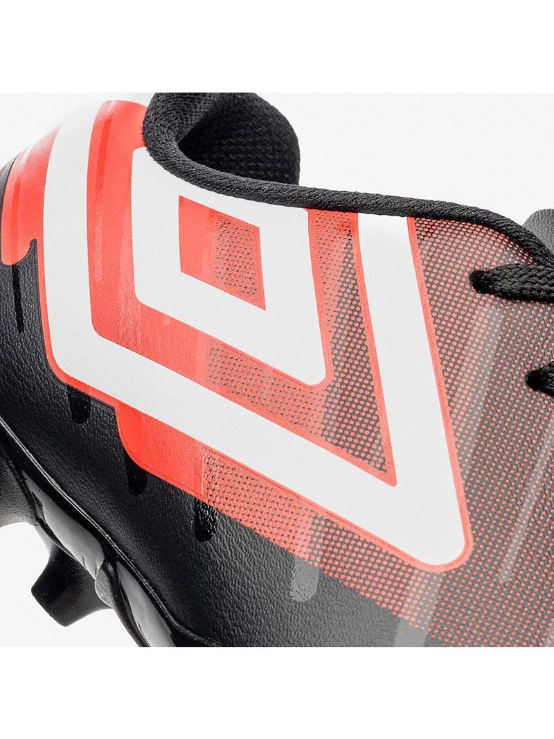 Chuteira campo umbro action jr