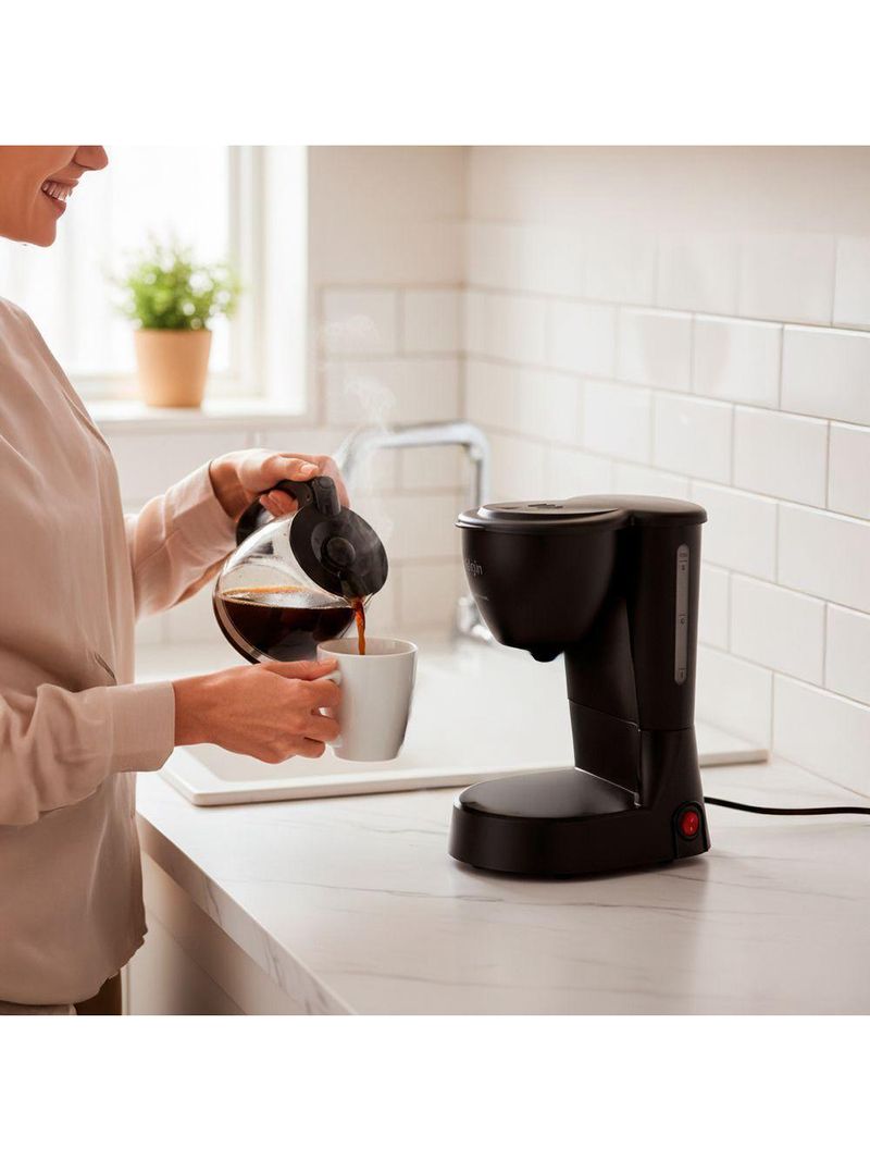 Cafeteria Elétrica Café Bebida 110V 15 Xícaras Preta Com Sistema Corta-pingos E Jarra De Vidro