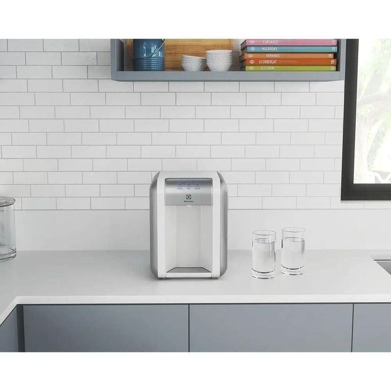 Purificador de Água de Bancada Electrolux PE11B 2 Etapas Natural e Gelada Branco Bivolt
