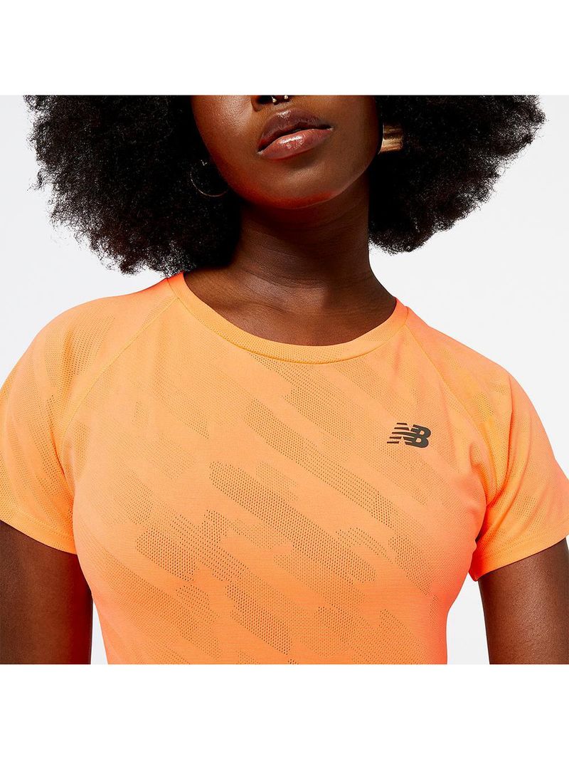 Camiseta new balance q speed jacquard feminina