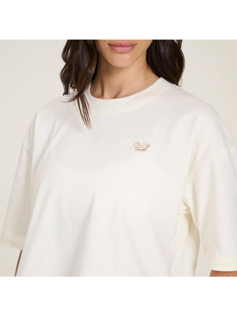 Camiseta new balance cropped small logo feminina