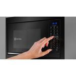 Micro Ondas de Embutir Electrolux ME3EP 34L 1400W Menu Kids Menu Light Preto 110V