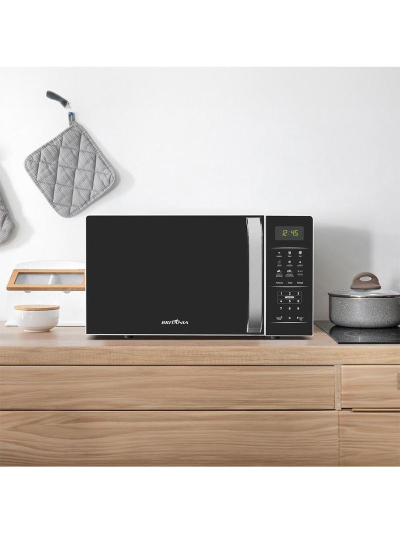 Micro-­ondas 20 Litros Britânia Pintura Limpa Fácil BMO23 1100W 220V