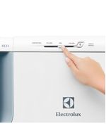 Geladeira electrolux degelo prático re31 com controle de temperatura 240l - branca
