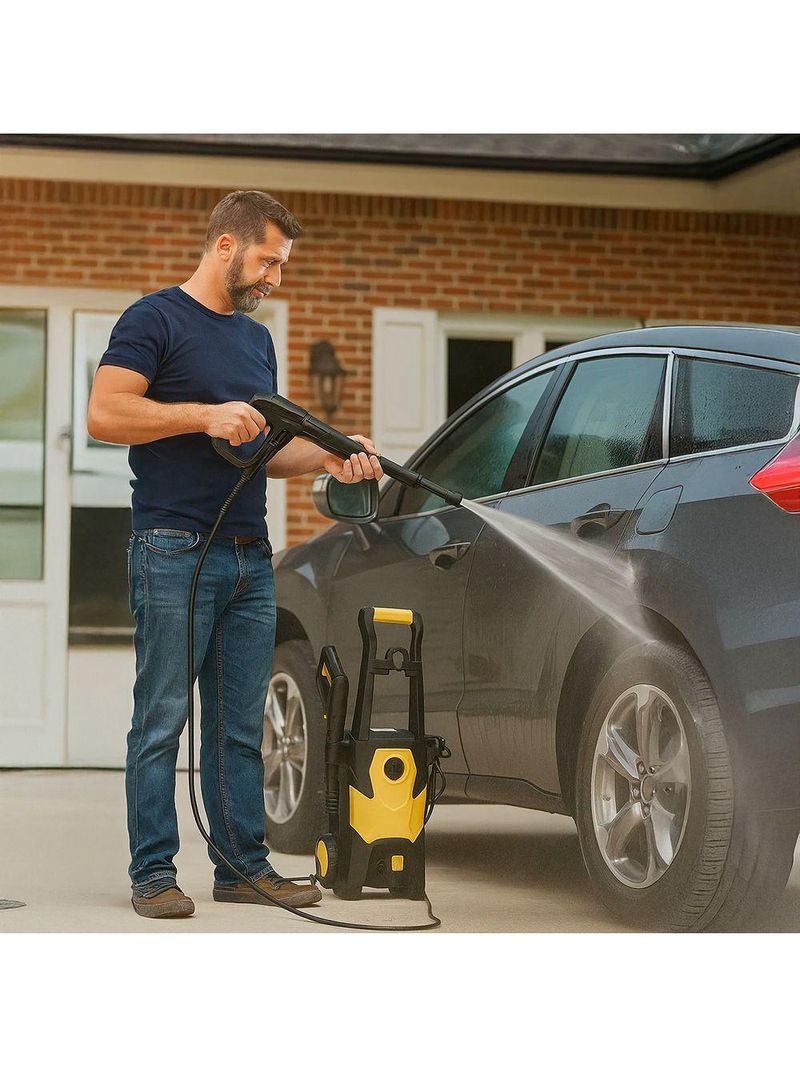 Lavadora Alta Pressão Elétrica Portátil 220V - Limpeza Em Casa Carro Moto