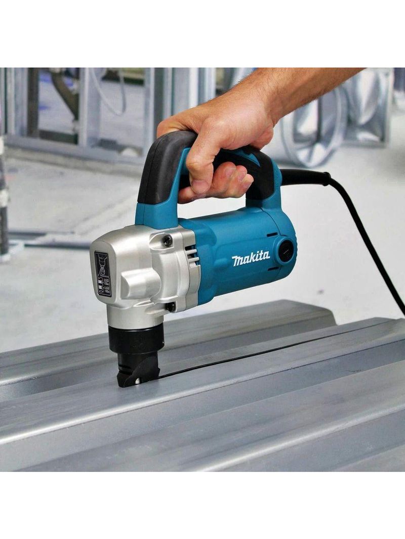 Tesoura De Punção Industrial 710w Jn3201 220v Makita
