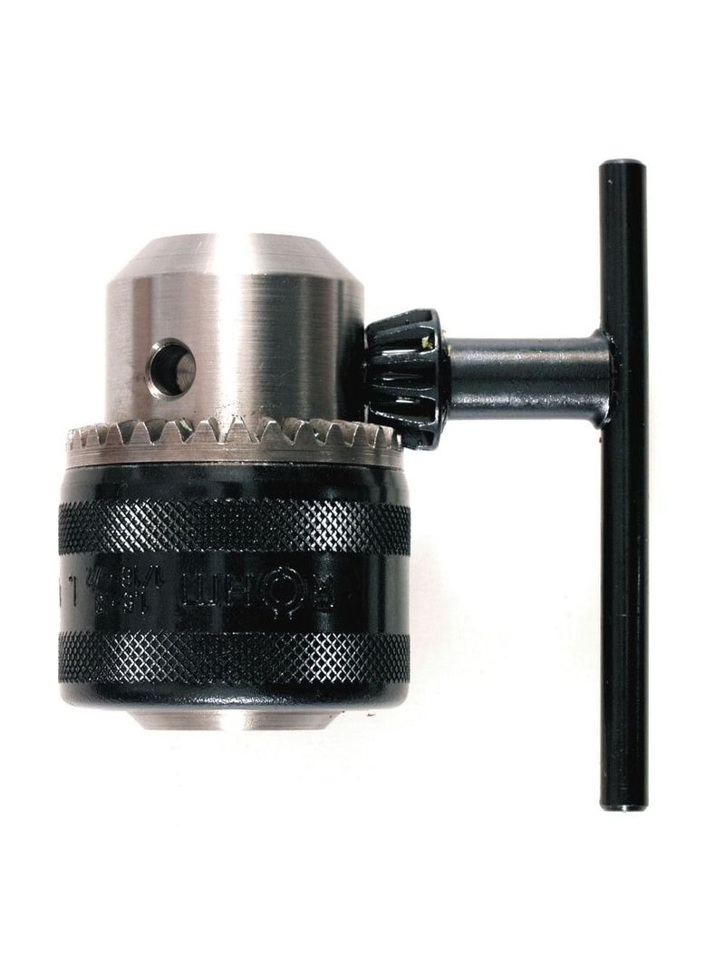 Mandril de 1/2 (13mm) e chave black + decker
