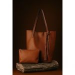 Kit Bolsa Boho Sacola E Necesseire Topgrife Couro Cor Caramelo Tamanho único