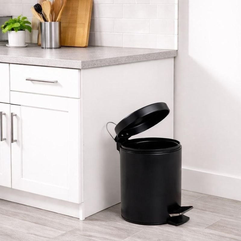 Lixeira Preta Inox 3 Litros Com Pedal Multiuso Black