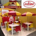 Kit 4 Cadeiras Bistrô Estrutura em Plástico e Alumínio Assento Confortável Empilhável para Bar Sala