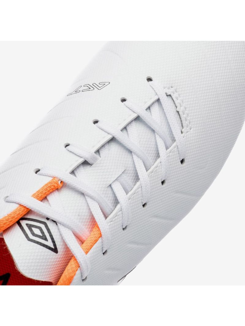Chuteira campo umbro fifty vi league