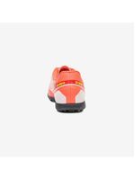 Chuteira society umbro score