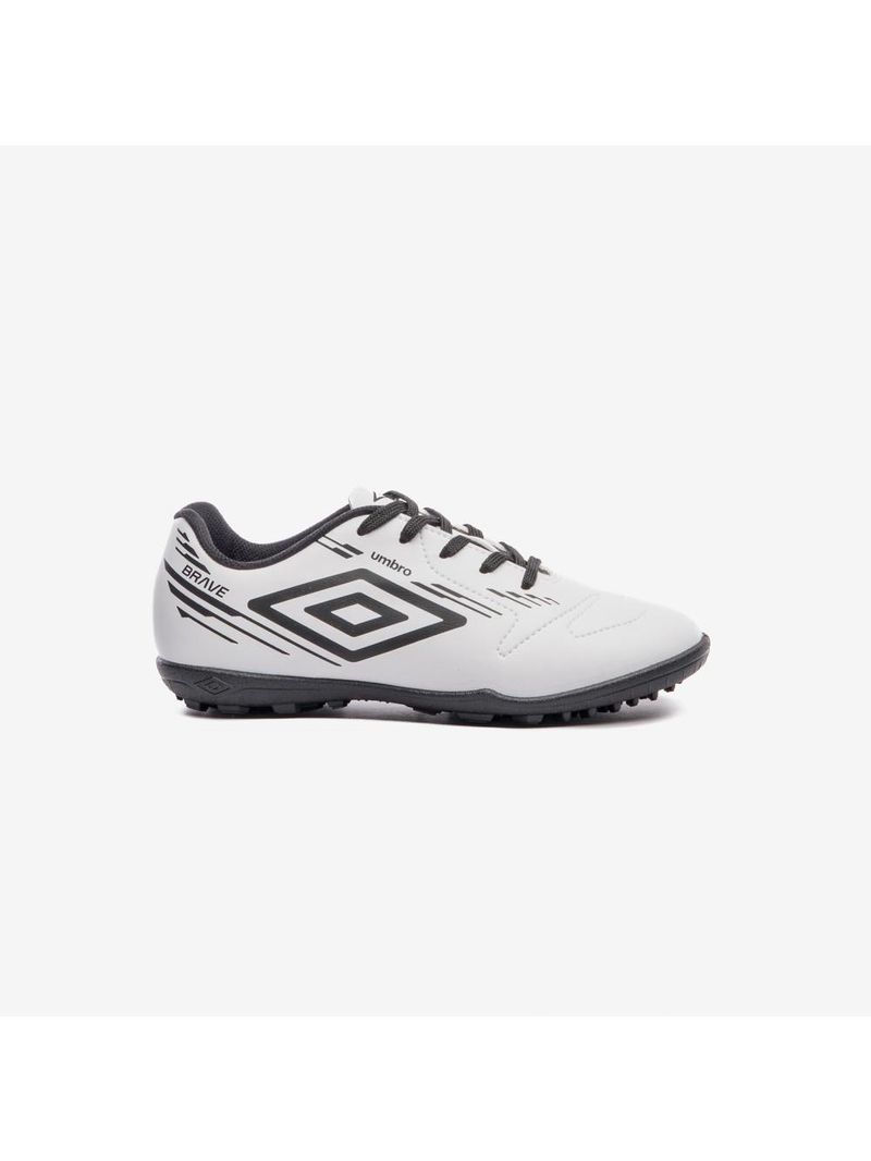 Chuteira society umbro brave jr