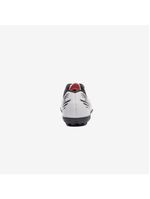 Chuteira society umbro brave jr