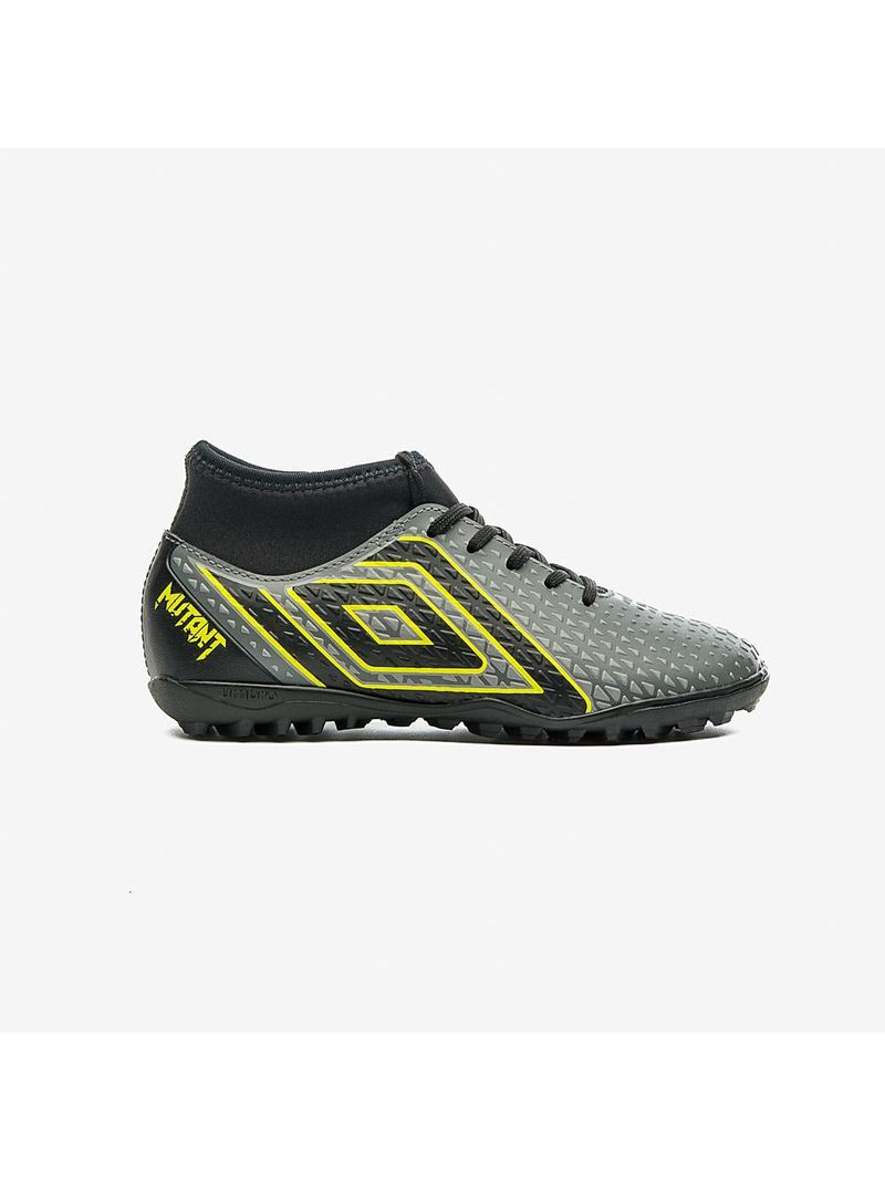 Chuteira society umbro mutant jr