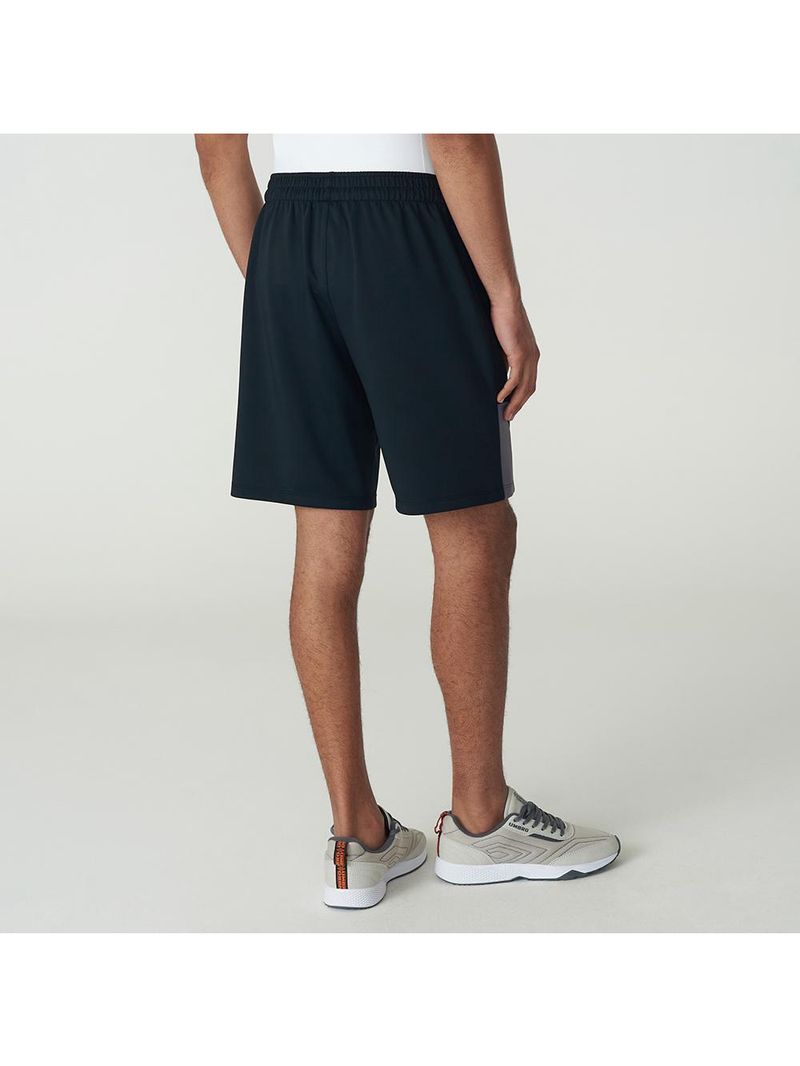 Bermuda masculina umbro football line