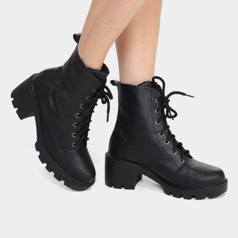 Bota coturno cano medio look fashion salto médio tratorado feminina