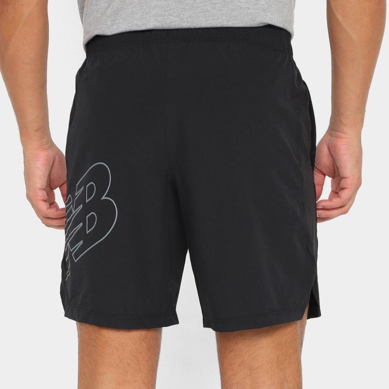 Bermuda new balance tenacity logo 7 masculina