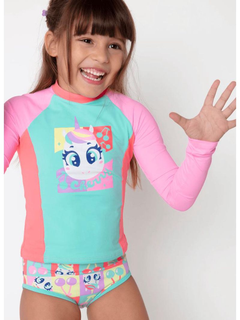 Camiseta menina com proteção solar unicórnio cherry