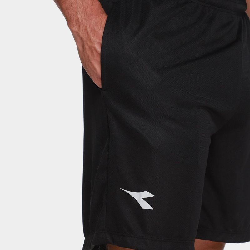 Camiseta+shorts diadora masculino