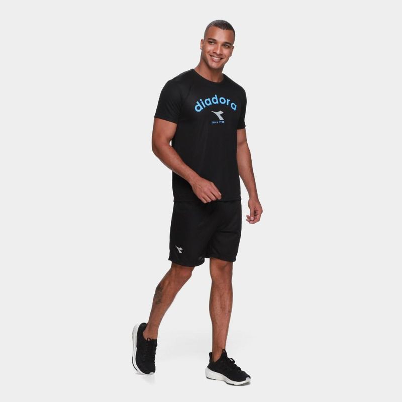 Camiseta+shorts diadora masculino